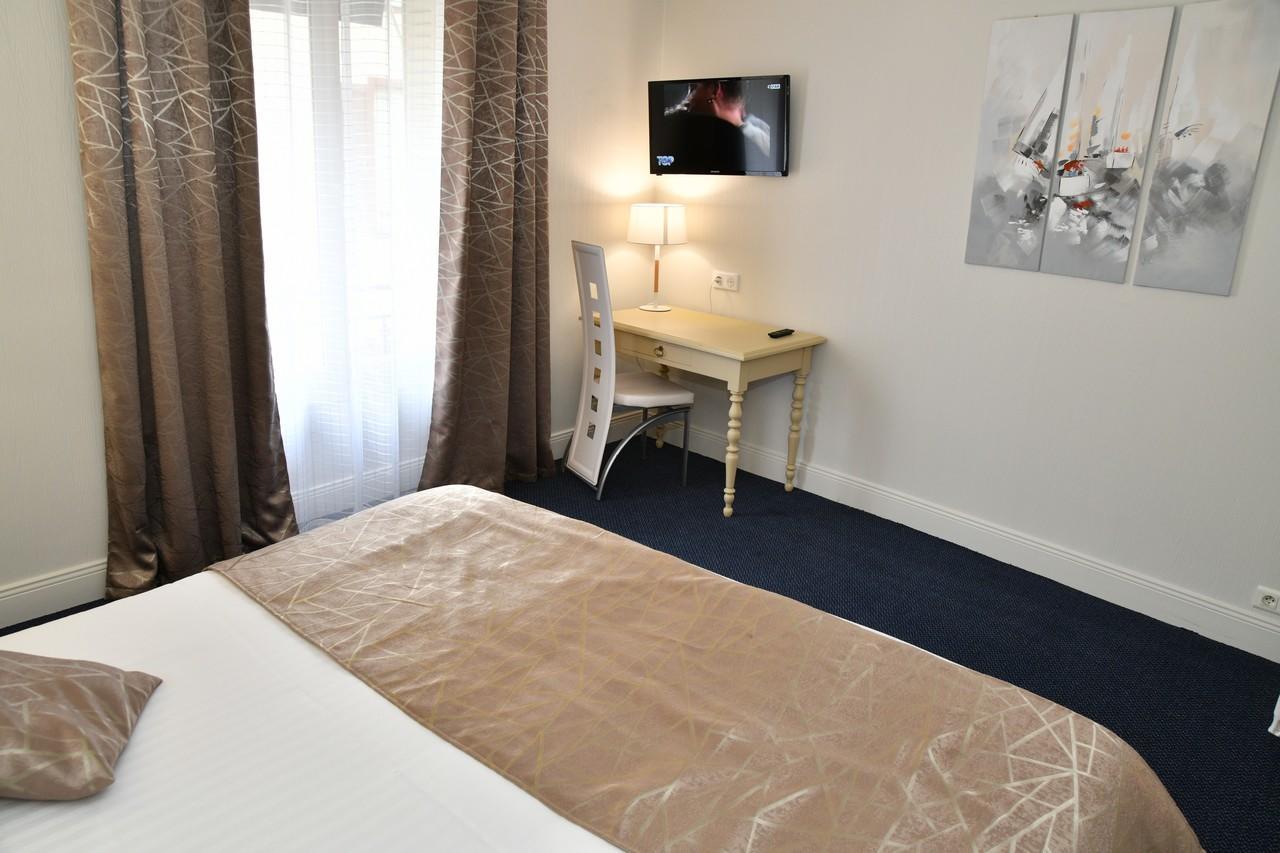 Le Renaissance Hotell Aurillac Eksteriør bilde