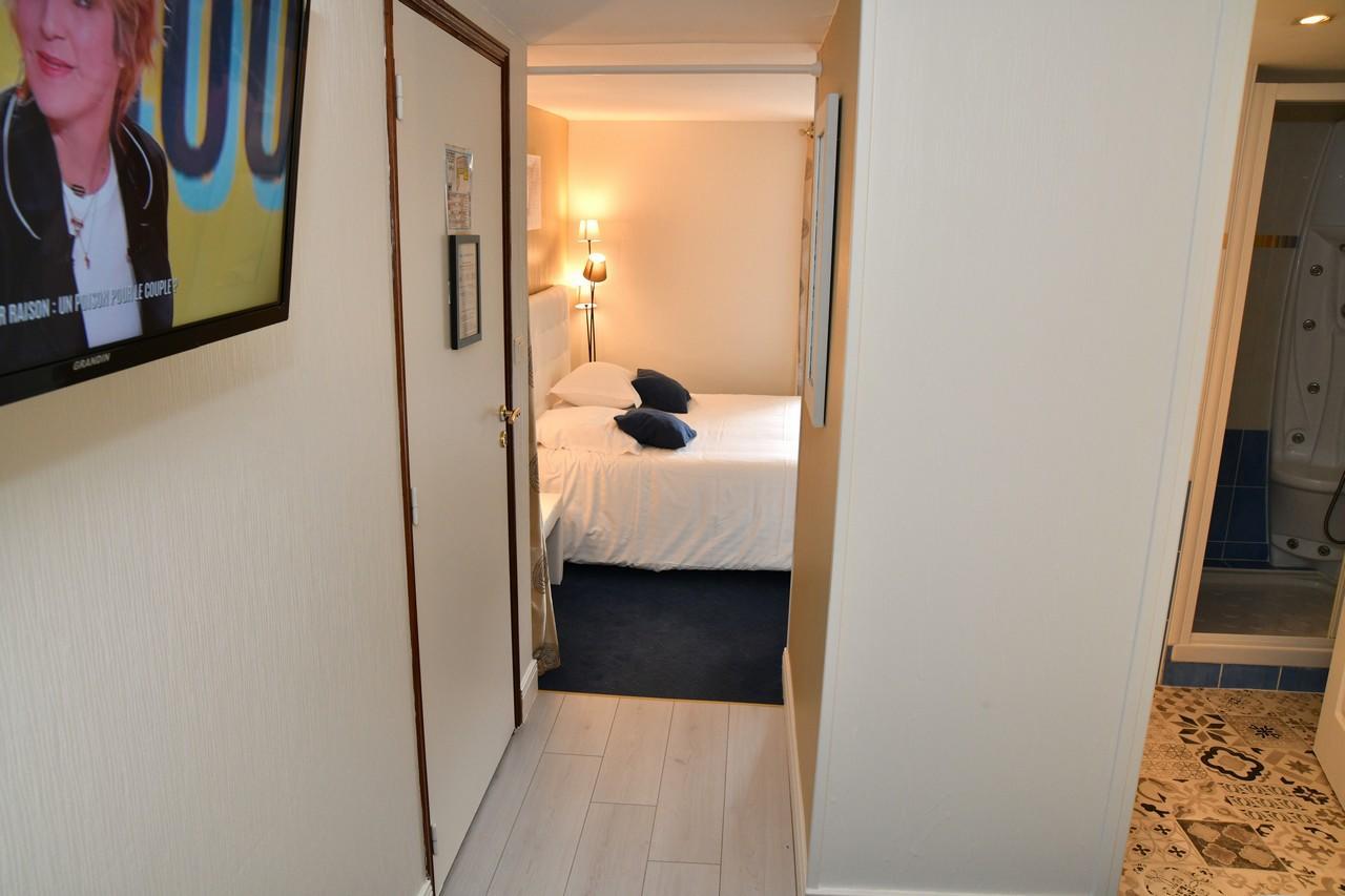 Le Renaissance Hotell Aurillac Eksteriør bilde