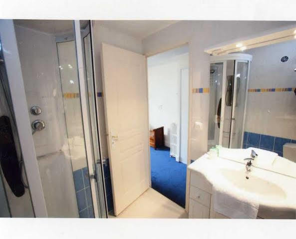 Le Renaissance Hotell Aurillac Eksteriør bilde